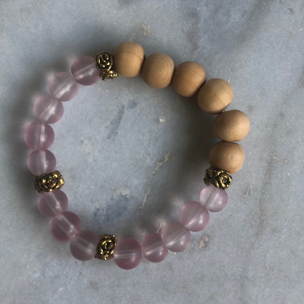 Essential oils, beaded bracelet